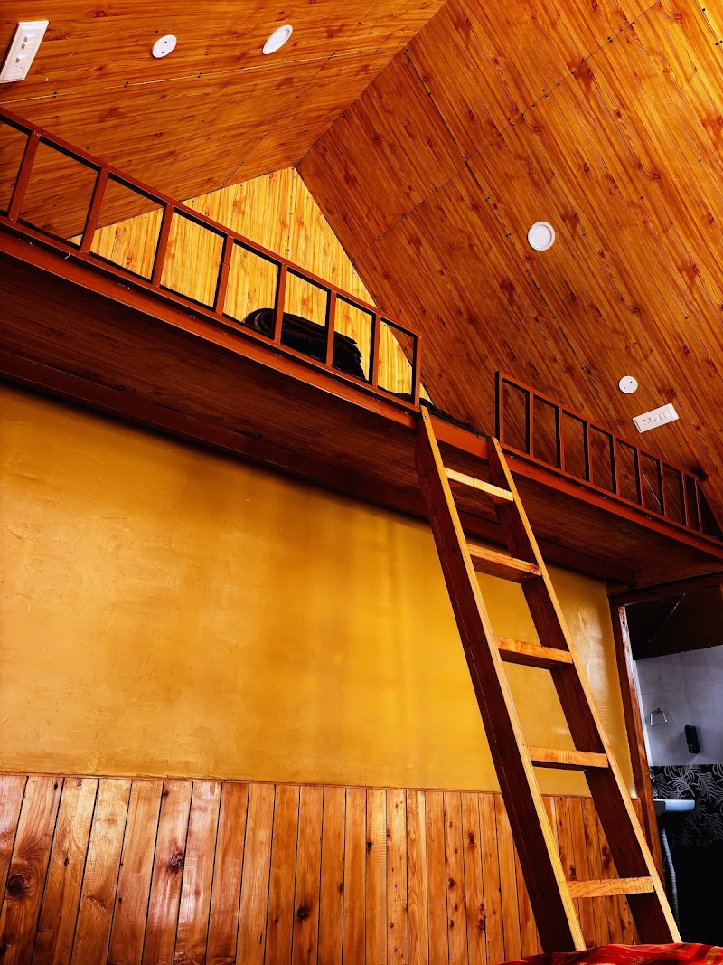 Pinaka Cottages and Cafe - Pinaka Cottages and Cafe H9G8+VF, Jibhi, Himachal Pradesh 175123, India