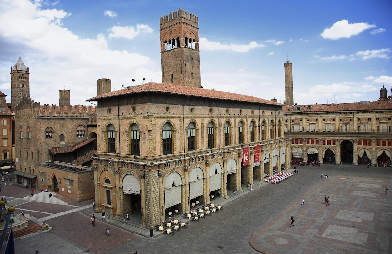 Piazza Maggiore - Piazza Maggiore, Bologna BO, Italy