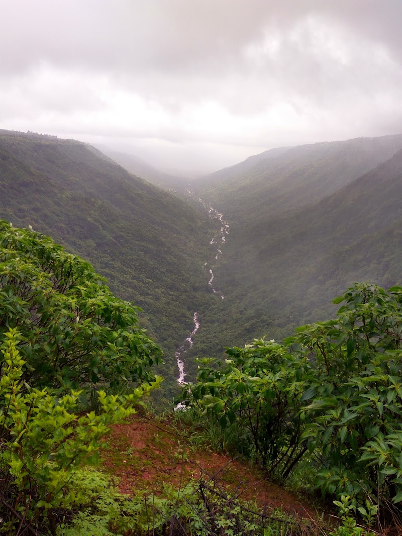Connaught Peak - Connaught Peak WMXC+5F5, Connaught Peak Rd, Mahabaleshwar, Maharashtra 412806, India