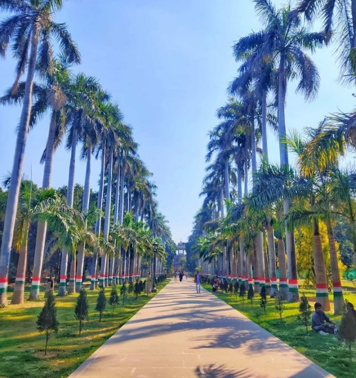 Khusro Bagh, Prayagraj - Khusro Bagh, Prayagraj CRRC+WC3, Lukarganj, Prayagraj, Uttar Pradesh 211001, India