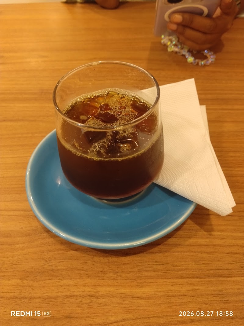 Blue Tokai Coffee Roasters | Market Yard - Blue Tokai Coffee Roasters | Market Yard SN 694/2, Yamunai Bungalow Chandrama, Housing society, Plot No 12, Adarsh Nagar Society, Market Yard, Maharshi Nagar, Pune, Maharashtra 411037, India