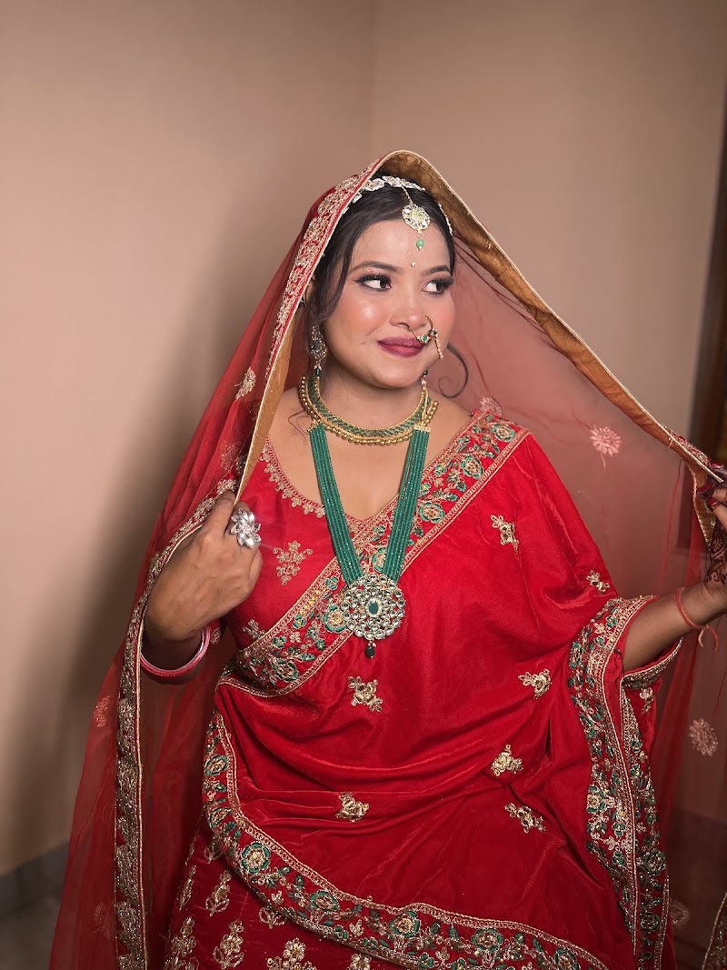 Makeup stories by moon (Megha Borkar) - Makeup stories by moon (Megha Borkar), St.83, qt.3/D, HSCL Colony, Sector 6, Bhilai, Chhattisgarh 490006, India