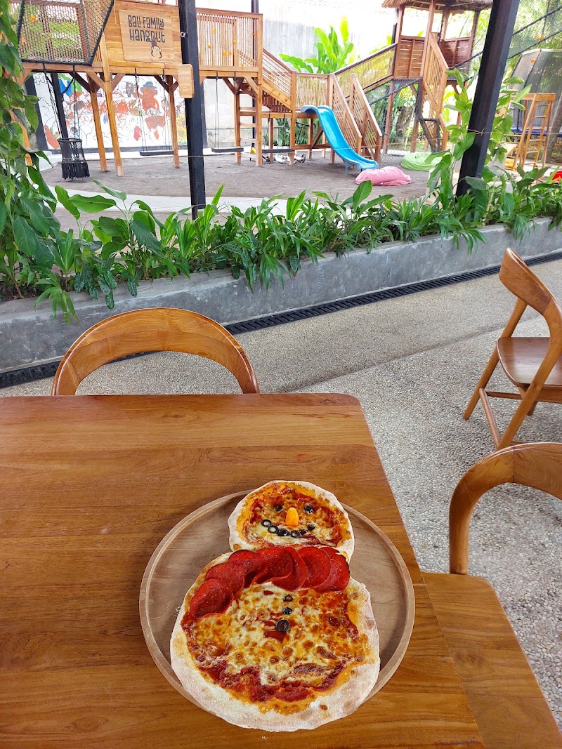 Bali Family Hangout - Bali Family Hangout, Jl. Katik Lantang, Singakerta, Kecamatan Ubud, Kabupaten Gianyar, Bali 80571, Indonesia
