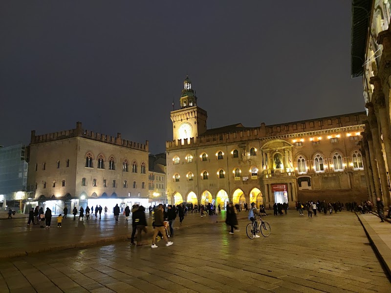 Piazza Maggiore - Piazza Maggiore, Bologna BO, Italy