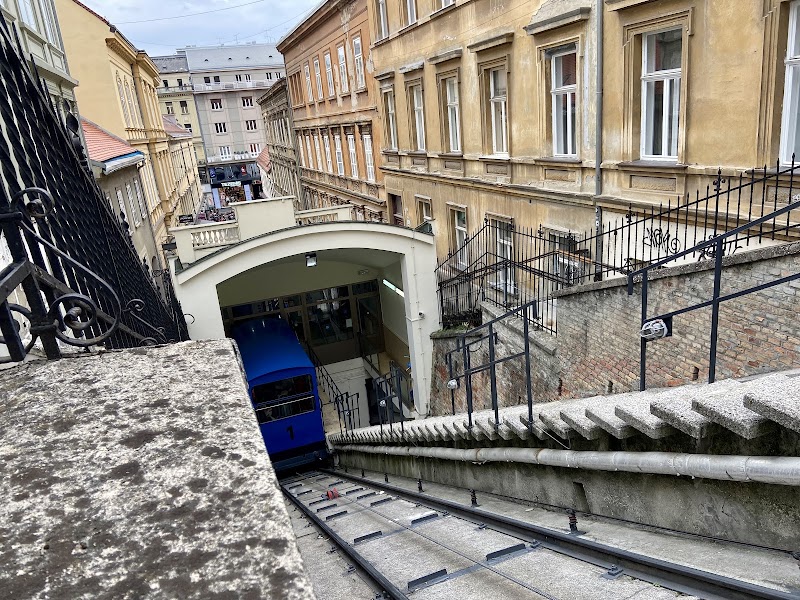 Funicular - Downtown - Funicular - Downtown Ul. Josipa Eugena Tomića 7A, 10000, Zagreb, Croatia