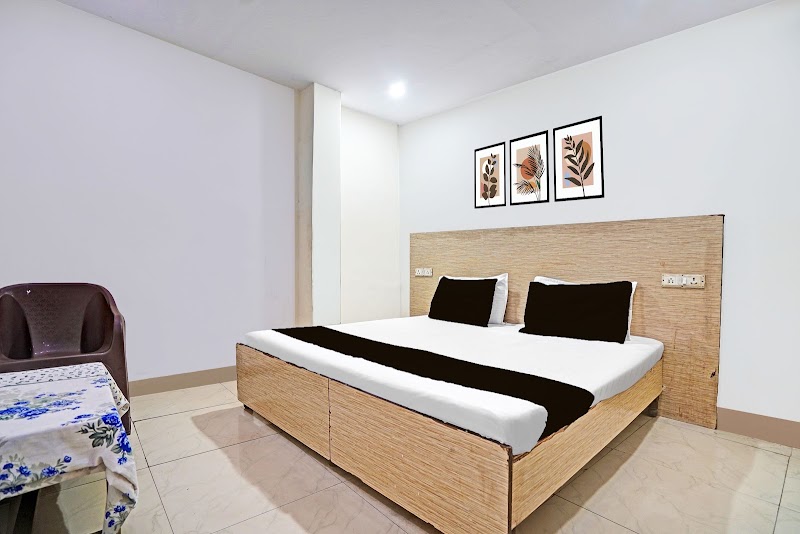 Hotel O The Glory - Hotel O The Glory plot No-11/1, Rajiv Vihar Rd, Sector - 62AKhora Colony, Khora Colony, Sector 62A, Ghaziabad, Noida, Uttar Pradesh 201020, India