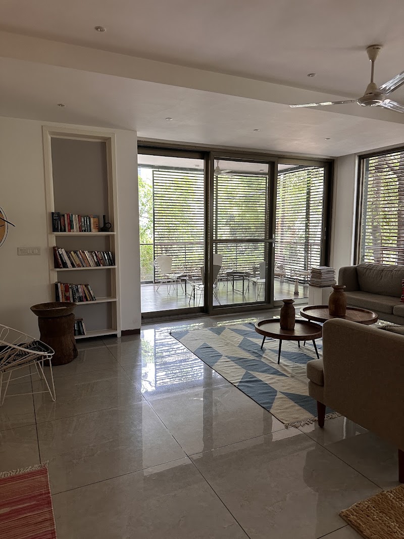 Bungalow 99 - Bungalow 99, C-99, Chandi Vithi Rd, Block C, Defence Colony, New Delhi, Delhi 110024, India