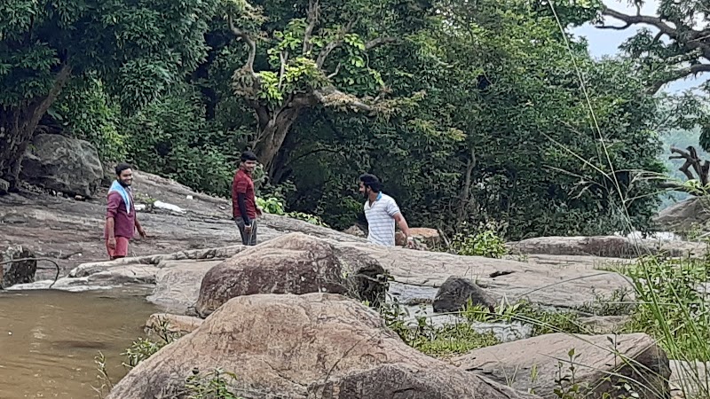 Ananthagiri Water Falls - Ananthagiri Water Falls, 62G5+99J, Road, Ananthagiri, Andhra Pradesh 535145, India