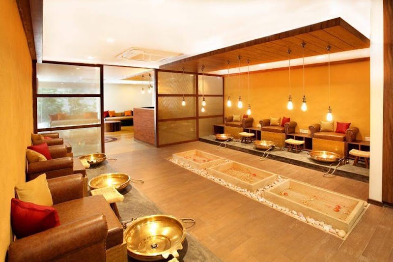 Earthen Wellness Ayurveda, Spa & Store - Earthen Wellness Ayurveda, Spa & Store, 40, Ulsoor Rd, Yellappa Garden, Yellappa Chetty Layout, Sivanchetti Gardens, Bengaluru, Karnataka 560042, India