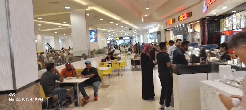 The Gold Center - The Gold Center, Gold Souq - Al Khor St - Al Ras - Dubai - United Arab Emirates