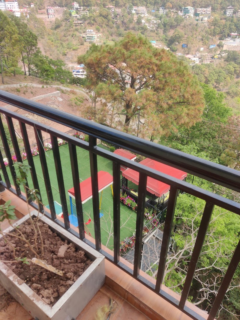 Kasauli food point - Kasauli Food Point, Kasauli Road, Dharampur, Himachal Pradesh 173209, India