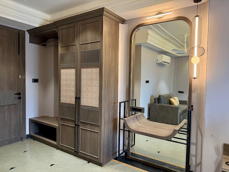 The Luxury Tiger - The Luxury Tiger, 5/264 Gadiya Devra, chowk, Chand Pol Rd, Hotel Gangaur Palace, Udaipur, Rajasthan 313004, India