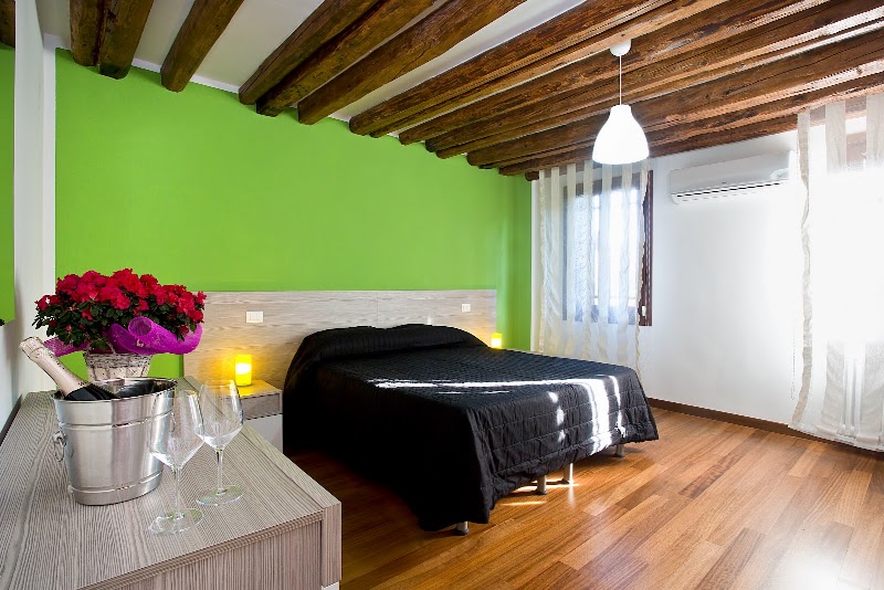 Good Wine Apartments - Good Wine Apartments Campo de l'Abazia, 3557, 30121 Venezia VE, Italy