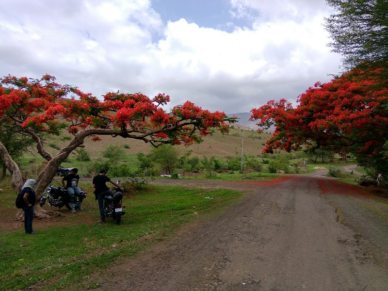 Wai - Wai, Maharashtra 412803, India