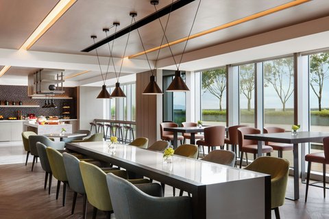 Courtyard by Marriott Taipei Downtown - Courtyard by Marriott Taipei Downtown No. 6, Section 3, Minsheng E Rd, Zhufu Village, Zhongshan District, Taipei City, Taiwan 10480