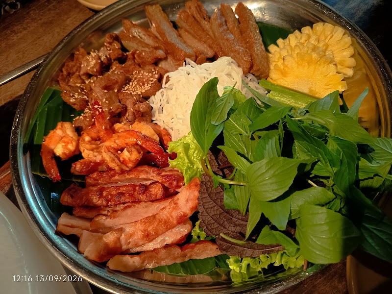 Quán Bụi - Lê Thánh Tôn - Authentic Vietnamese Cuisine - Quán Bụi - Lê Thánh Tôn - Authentic Vietnamese Cuisine, 222 - 224 Lê Thánh Tôn, Bến Thành, Hồ Chí Minh 70000, Vietnam