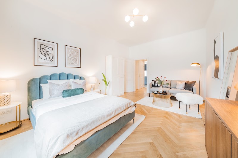 Blueground | Furnished Apartments Vienna