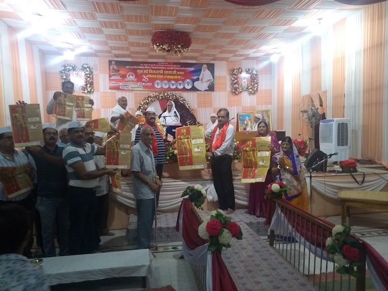 Shri Digambar Jain Temple - Shri Digambar Jain Temple, WP4G+933, West Yard Colony, Marwari Patti, Dimapur, Nagaland 797112, India