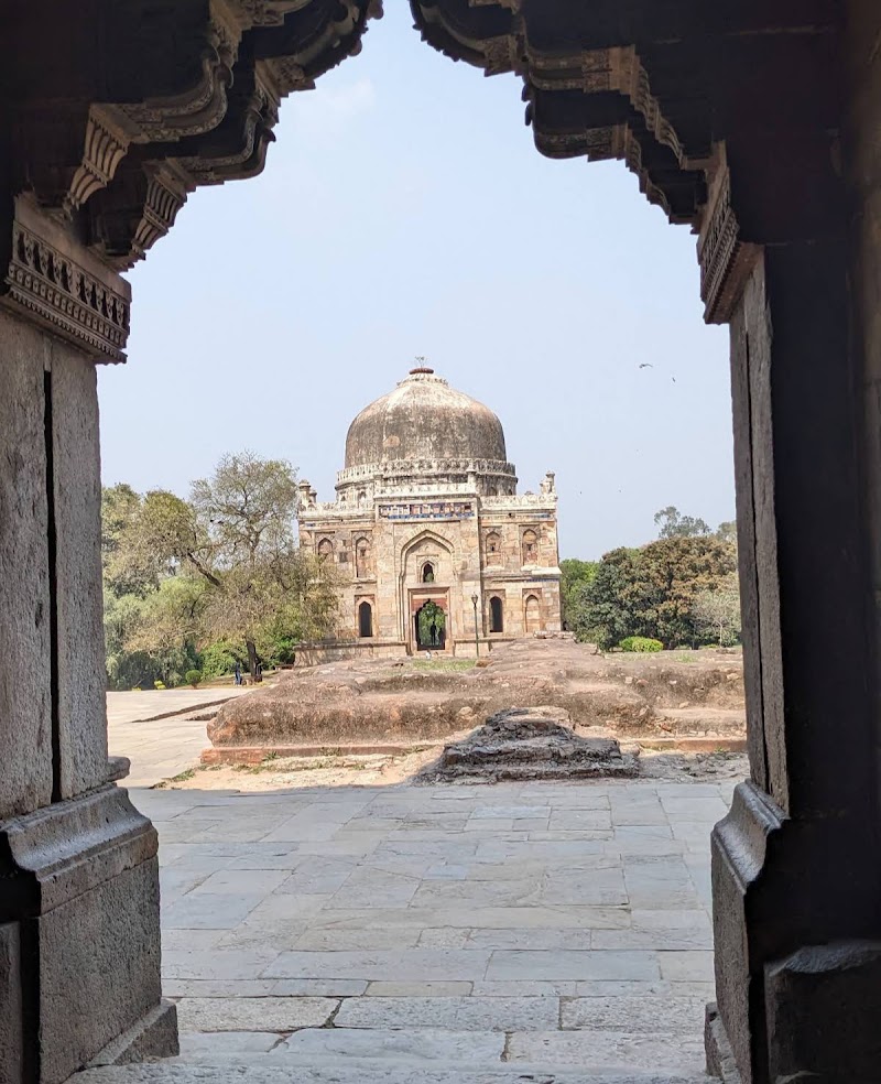 Lodhi Garden - Lodhi Garden Lodhi Rd, Lodhi Gardens, Lodhi Estate, New Delhi, Delhi 110003, India