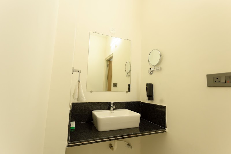 Alpine Stays By Oran Hotels - Alpine Stays By Oran Hotels 52 A, near New RTO Office, Shyam Nagar, Udaipur, Ayad Rural, Rajasthan 313001, India