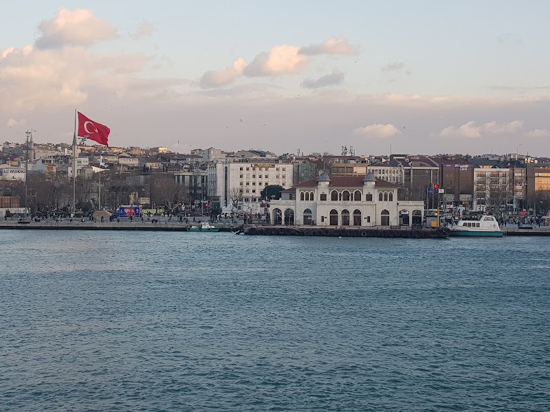 İDO Kadıköy Terminali - İDO Kadıköy Terminali, Caferağa, Neşet Ömer Sk. No:22, 34710, 34710 Kadıköy/İstanbul, Türkiye