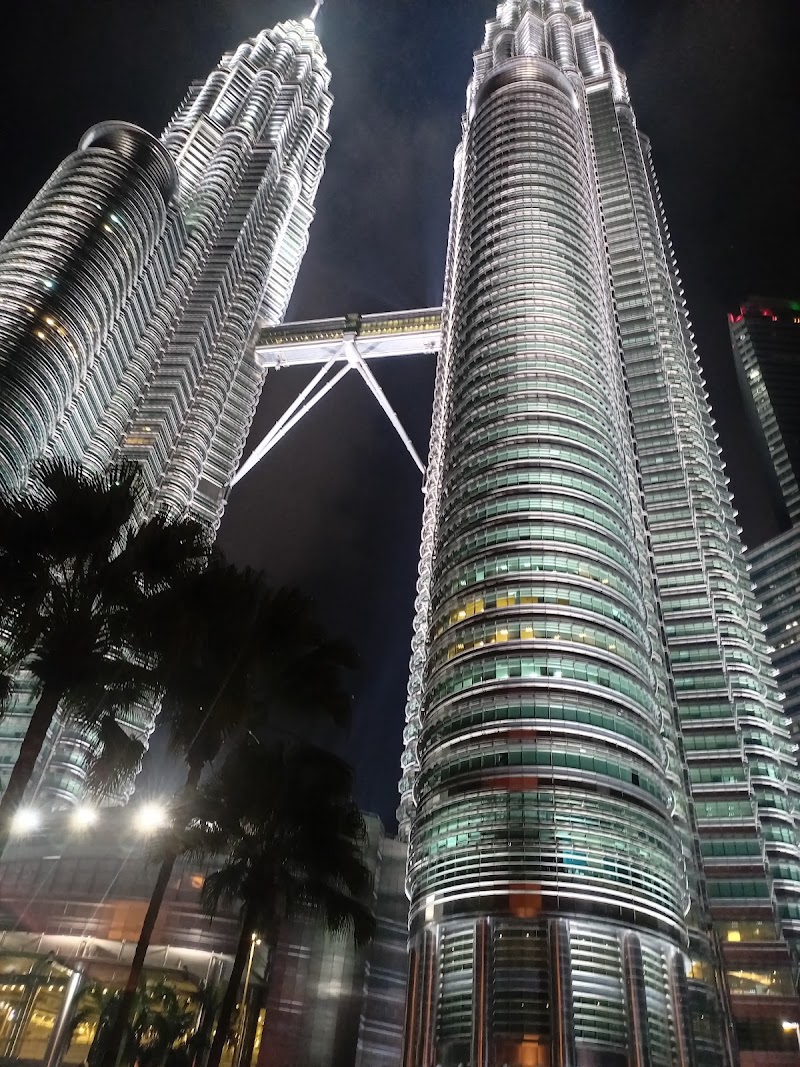 PETRONAS Tower 2 - PETRONAS Tower 2 Jln Ampang, Kuala Lumpur City Centre, 50088 Kuala Lumpur, Wilayah Persekutuan Kuala Lumpur, Malaysia