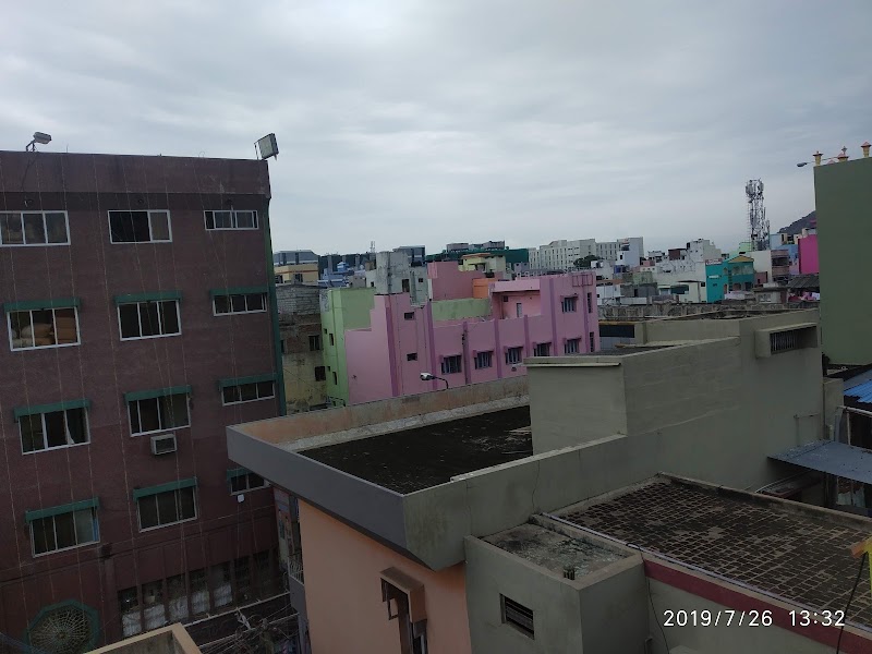 VDM Lodge - VDM Lodge W4FM+2X3, Gandhi Rd, opposite MURTHY SARAVANA TEXTILES, Sripuram, Saidapet, Vellore, Tamil Nadu 632004, India