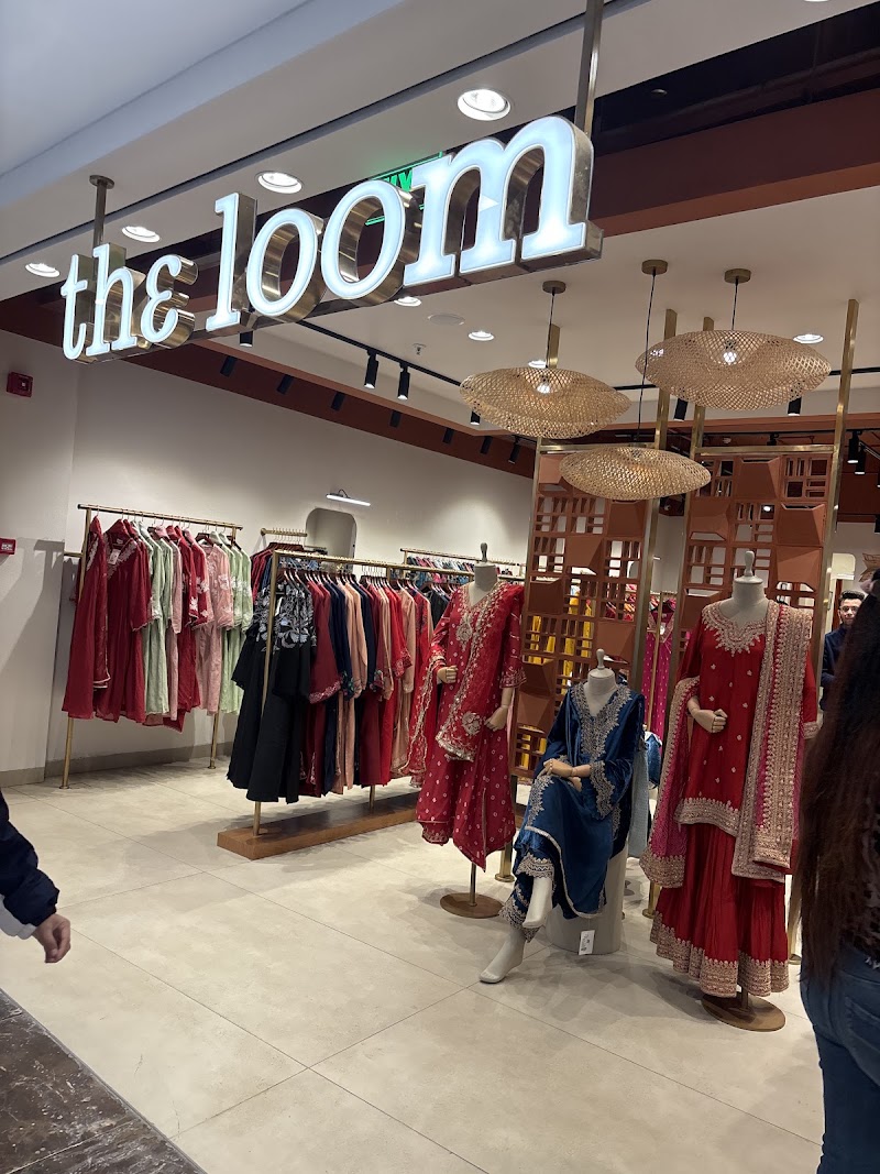 The Loom - The Loom 1st Floor, Ambience Mall, F-156, Ambience Island, DLF Phase 3, Sector 24, Gurugram, Haryana 122002, India