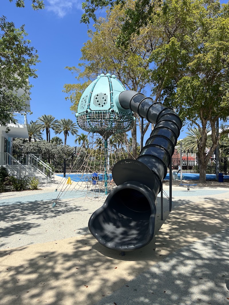 Surfside Park - Surfside Park 9580 Bay Dr, Surfside, FL 33154, USA