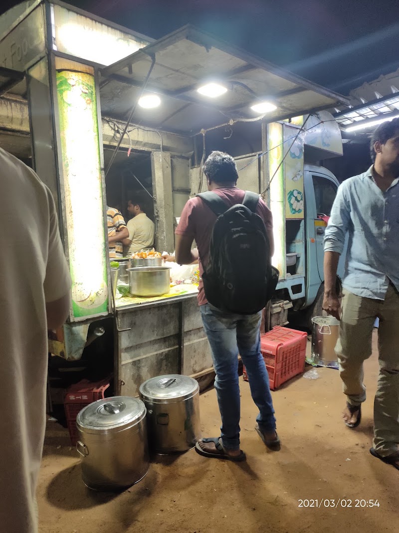 MOM HOT FOODS - MOM HOT FOODS Shop 19921, Nellods, Vedayapalem, Nellore, Andhra Pradesh 524004, India