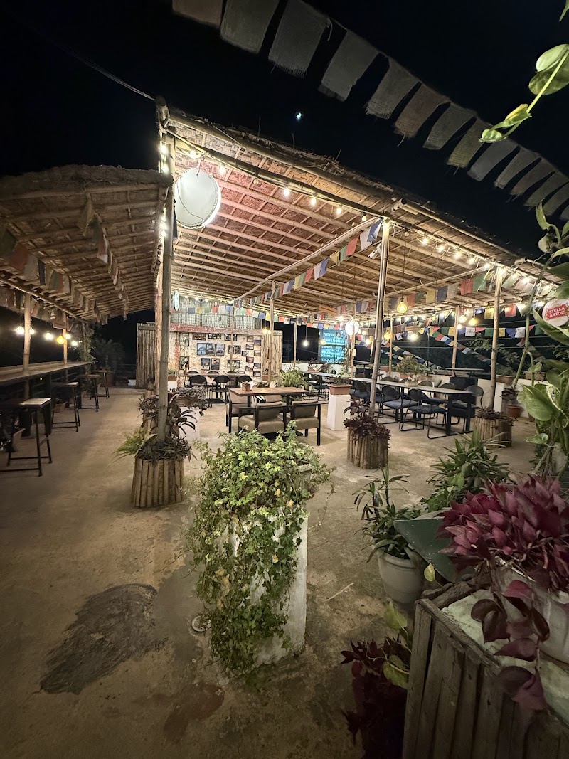 Wanderers Terrace & Cafe - Corbett - Wanderers Terrace & Cafe - Corbett near Jim Corbett National Park, Dhikuli, Mailani Range, Uttarakhand 244715, India