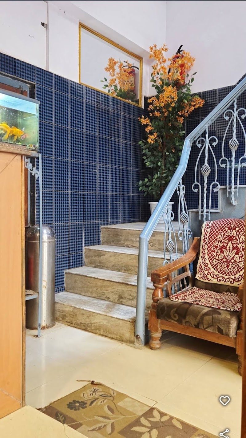 Hotel New Lucknow | Best and budget hotel for couples,family and officials | near charbagh and aminabad | - Hotel New Lucknow | Best and budget hotel for couples,family and officials | near charbagh and aminabad | 91/28 GF, Yadunath Sanyal Road, Latouche Rd, Ghasyari Mandi, Naka Hindola, Lucknow, Uttar Pradesh 226001, India