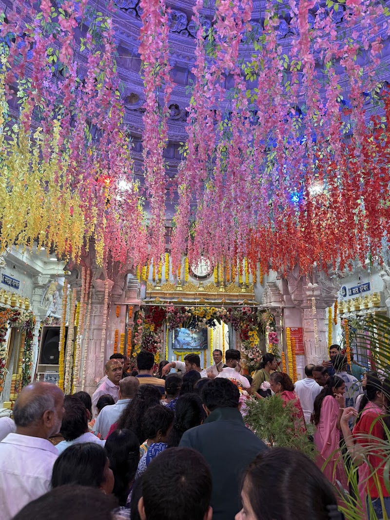 Bhandupeshwar Mahadev Temple - Bhandupeshwar Mahadev Temple A-5, Bhandup Station Rd, Dina Bama Estate, Bhandup West, Mumbai, Maharashtra 400078, India