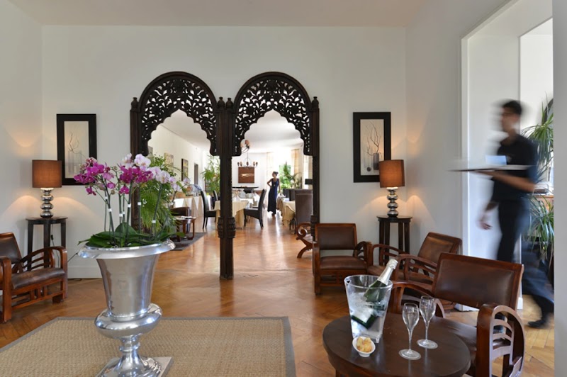 Hôtel La Villa Cap d'Antibes - Hôtel La Villa Cap d'Antibes, 23 Av. Saramartel, 06160 Antibes, France