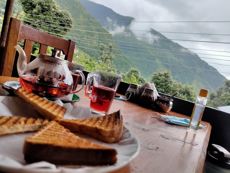 Moonlight Cafe - Moonlight Cafe Old, main street, Dharamkot, Dharamshala, Himachal Pradesh 176216, India