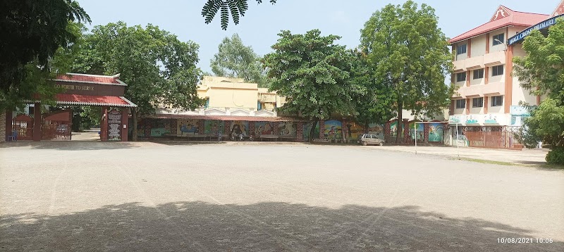 Holy Cross School Shailendra Nagar (Part Of Holy Cross Byron Bazar) - Holy Cross School Shailendra Nagar (Part Of Holy Cross Byron Bazar), 6JJX+3VP Holi Cross School, Pension Bada Rd, Janta Colony, Raipur, Chhattisgarh 492001, India