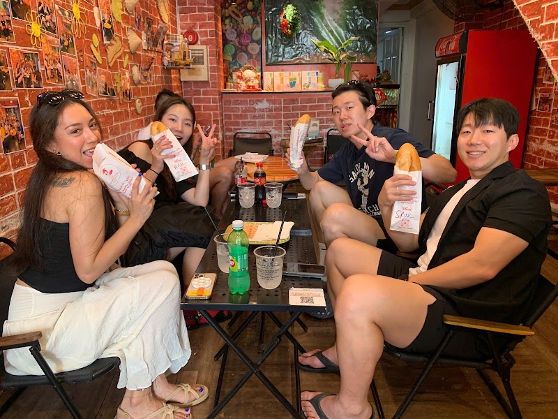 Bánh mì Út Thương - Bánh mì Út Thương, 46/23 Hùng Vương, Nha Trang, Khánh Hòa 57106, Vietnam