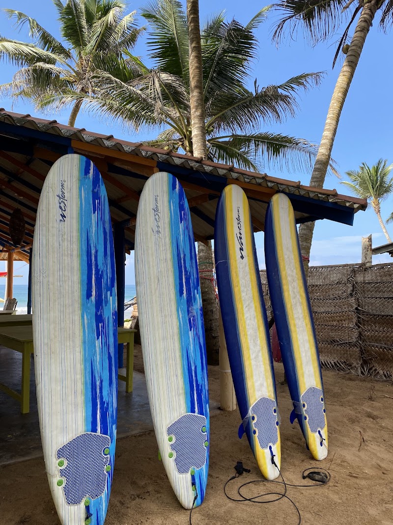 Longbeach guesthouse(hotel/surfing lesson) - Longbeach guesthouse(hotel/surfing lesson), 672 Galle Road,Narigama, Hikkaduwa 80240, Sri Lanka