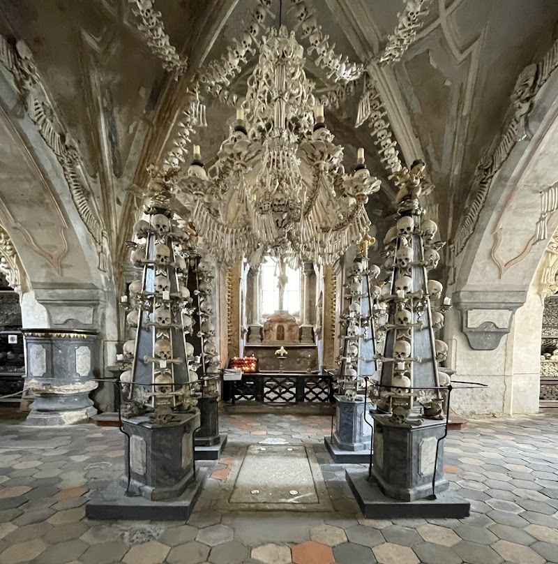 Sedlec Ossuary - Sedlec Ossuary, Zámecká, 284 03 Kutná Hora-Kutná Hora 3, Czechia