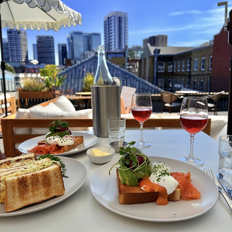Café Mission - Café Mission 7-9, Fashion St, London E1 6PX, UK