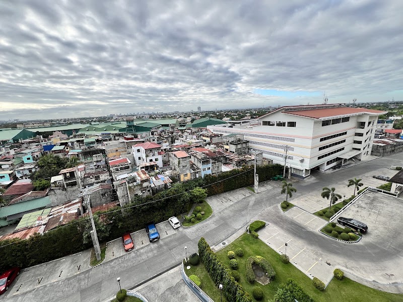 SMDC Field Residences - SMDC Field Residences, 5 Tower 4, 6 Dr Arcadio Santos Ave, Parañaque, 1700 Metro Manila, Philippines