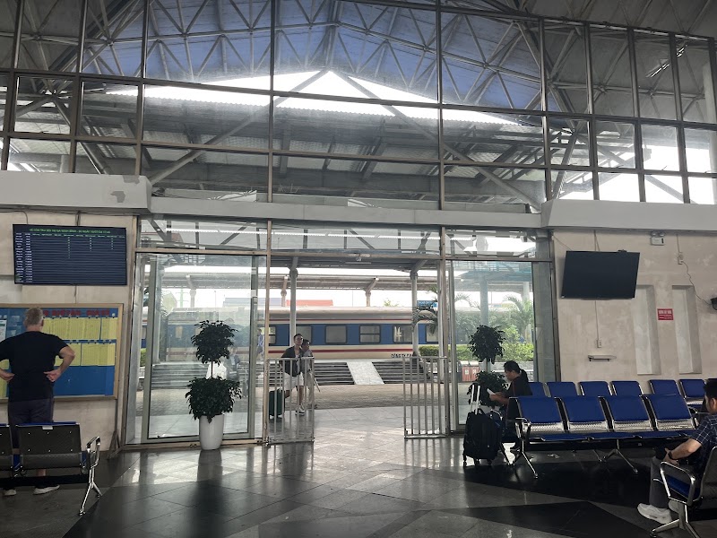 Ninh Binh Railway Station - Ninh Binh Railway Station 1 Ngõ 41 Hoàng Hoa Thám, tp. Ninh Bình, Ninh Bình, Vietnam