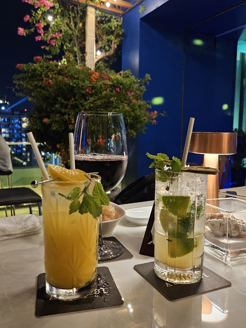 Altitude Rooftop Bar & Lounge - Altitude Rooftop Bar & Lounge, Tầng 28, Sheraton Nha Trang Hotel & Spa, 26-28 Trần Phú, Nha Trang, Khánh Hòa 650000, Vietnam
