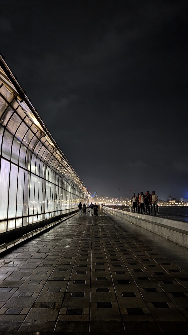 Marine Drive, Charni Road - Marine Drive, Charni Road, 10, Chowpatty Seaface, Chowpatty, Girgaon, Mumbai, Maharashtra 400004, India