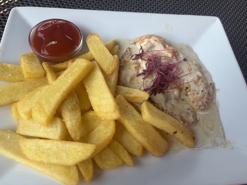 Restaurace-Penzion U Pilota - Restaurace-Penzion U Pilota, Na Hlavní silnici 171, 252 68 Kněževes-Středokluky, Czechia