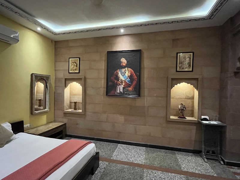 Jodhpur Palace Guest House - Jodhpur Palace Guest House Barlon Ka Chowk, near Shiva Mandir, Gol Mehron ka Bas, Gulab Sagar, Jodhpur, Rajasthan 342001, India