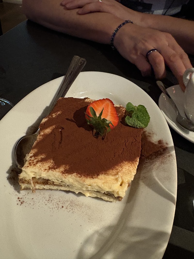 L'Osteria Salzburg - L'Osteria Salzburg Dreifaltigkeitsgasse 10, 5020 Salzburg, Austria
