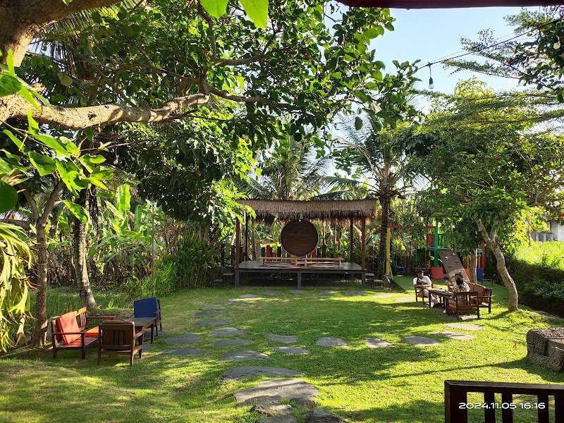 Good Day Resto & Pool Bar - Good Day Resto & Pool Bar, Jl. Raya Sayan Gang Puskesmas 2. Subak Sayan, Kutuh, Kecamatan Ubud, Kabupaten Gianyar, Bali 80571, Indonesia