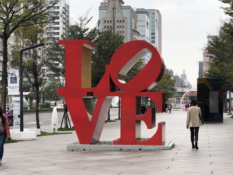 LOVE art installation