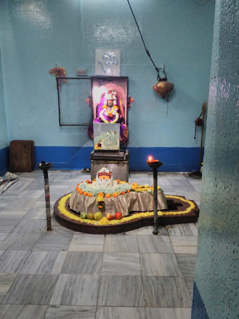 Shree Laxmishwar Mahadev Temple Mandir - Shree Laxmishwar Mahadev Temple Mandir 325, Vitthalrao Navale Rd, near NH-12 Cafe, Rasta Peth, Pune, Maharashtra 411006, India